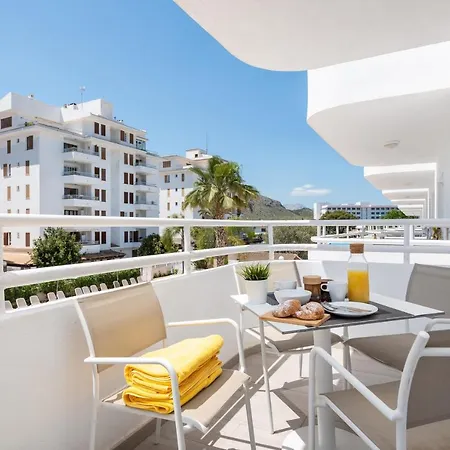 Olive Aparthotel